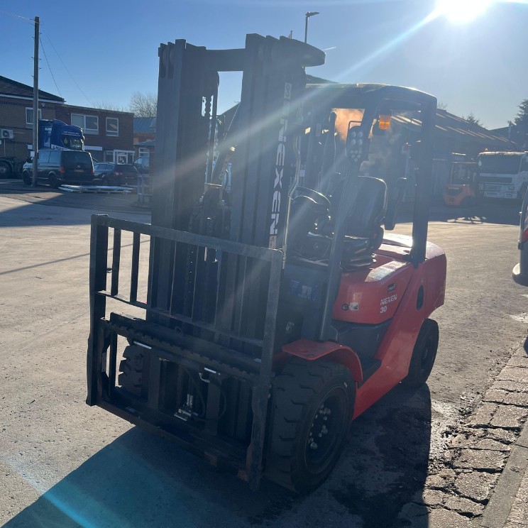 Nexen FDL30 3000KG Diesel Forklift Truck