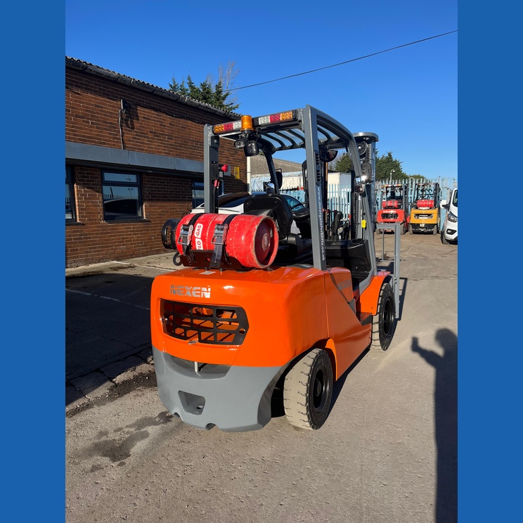 Nexen FGL35 3500KG LPG Forklift Truck